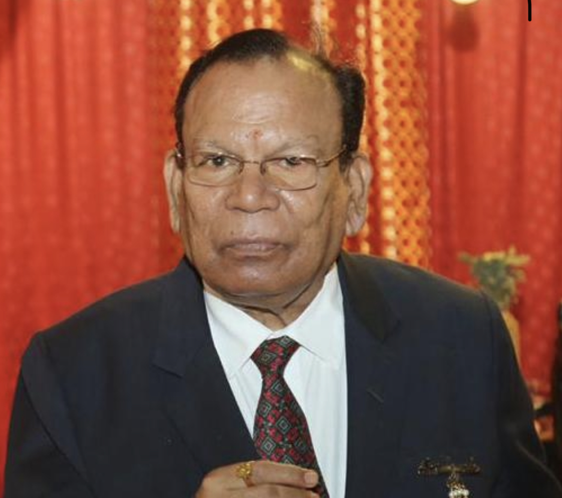 chairman-img